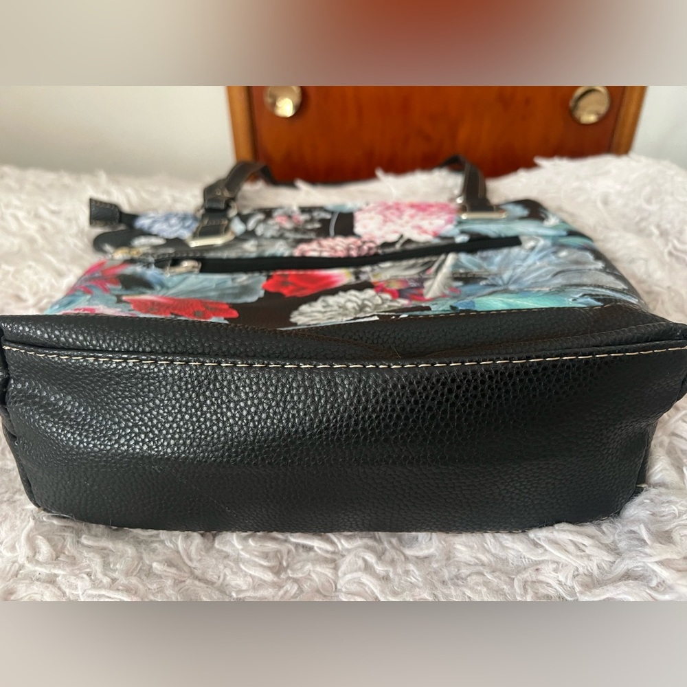 Stone & CO Black Floral Shoulder Bag W Bonded Leather - Picture 5 of 8